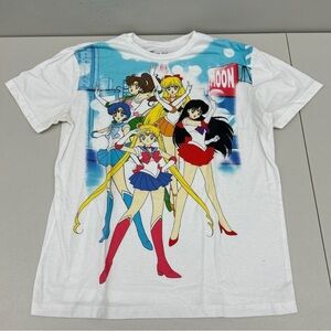 Vintage Sailor Moon Graphic Tee size L